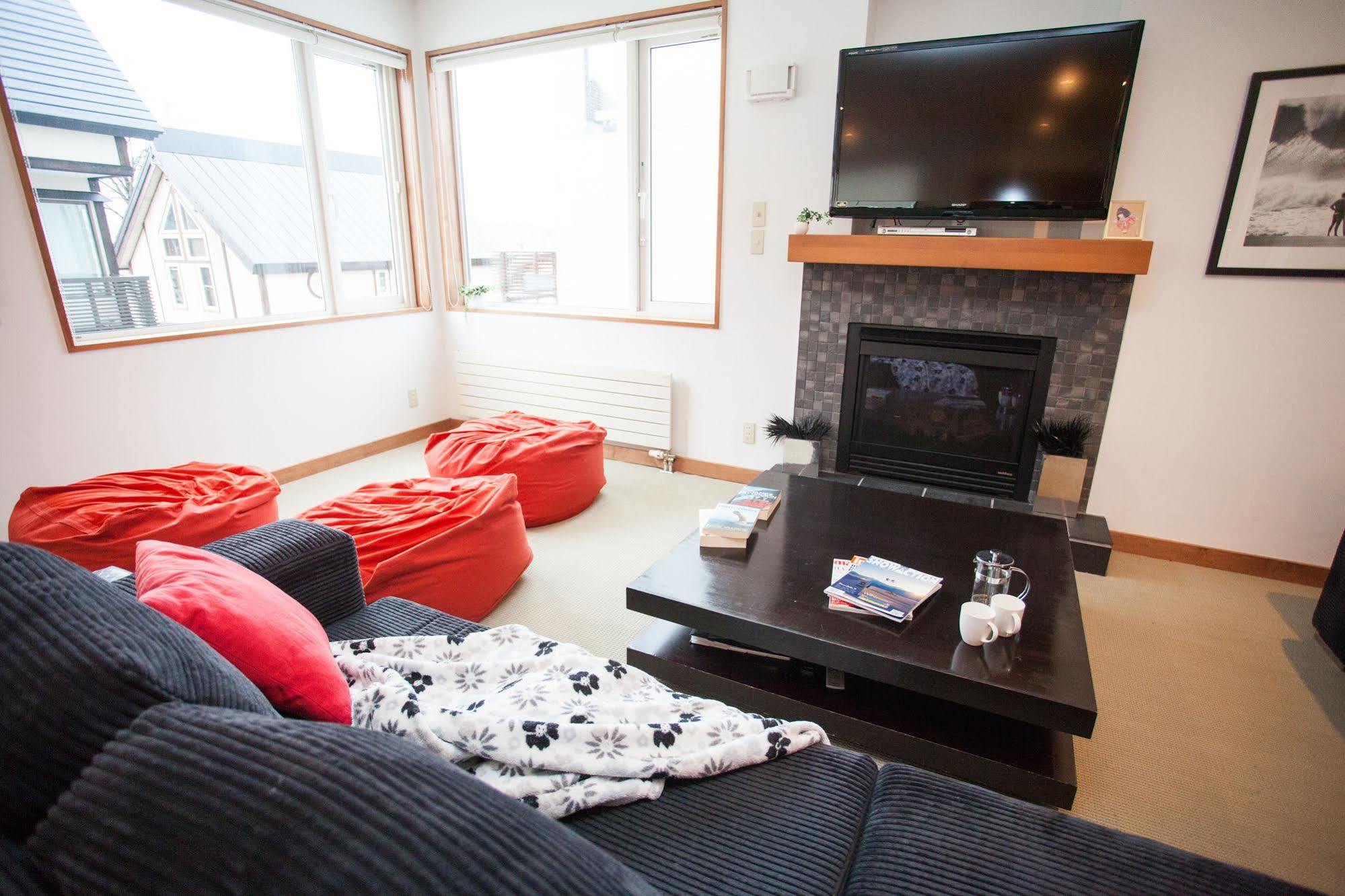 Shirokuma Chalets 히라푸 외부 사진